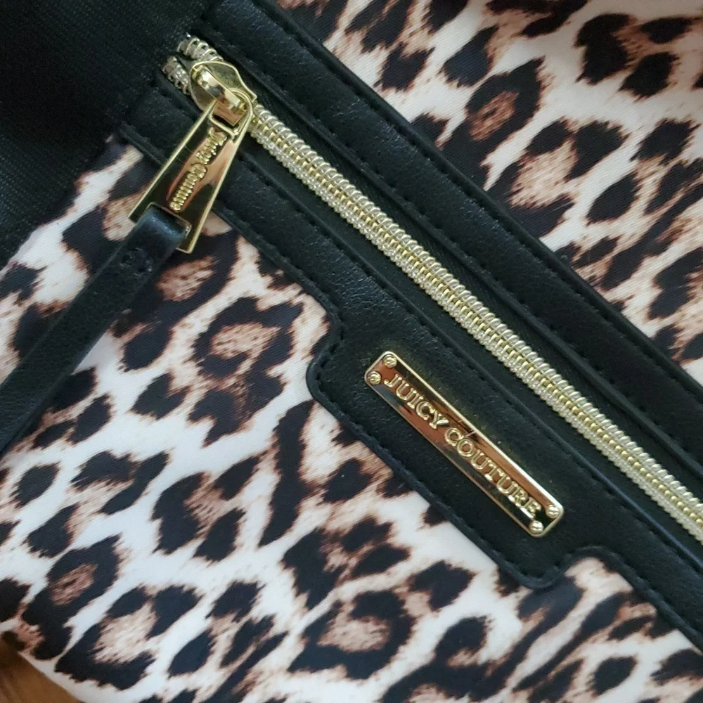 Juicy Couture Leopard Print Weekender Travel Duffel Bag - Picture 4 of 14